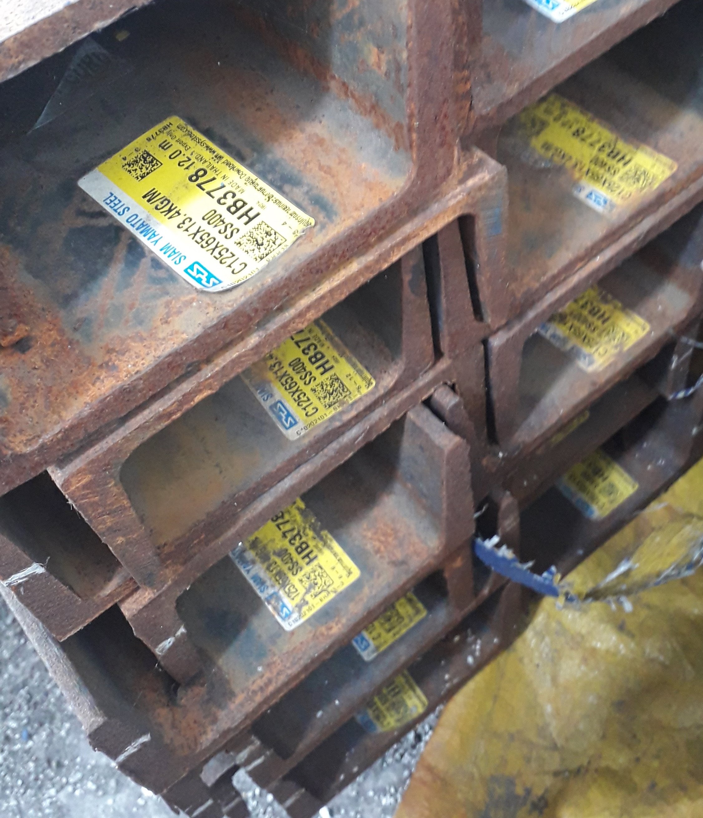 THÉP HÌNH U125X65X6X8