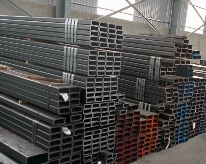 THÉP HỘP CHỮ NHẬT 20X40 DÀY 3LY/3MM/3LI