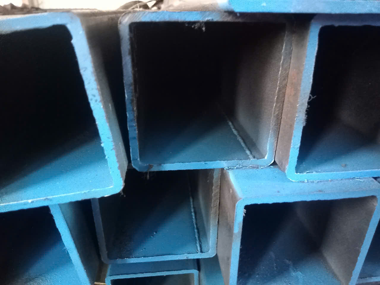 THÉP HỘP VUÔNG 70X70X3MM/LY/LI