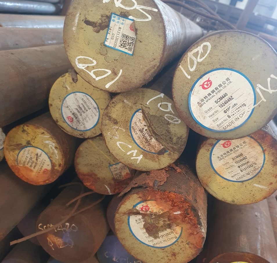 THÉP LÁP TRÒN ĐẶC PHI 100