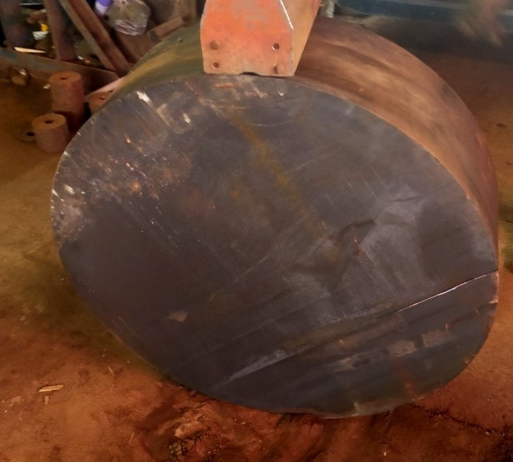 THÉP TRÒN ĐẶC S45C PHI 700