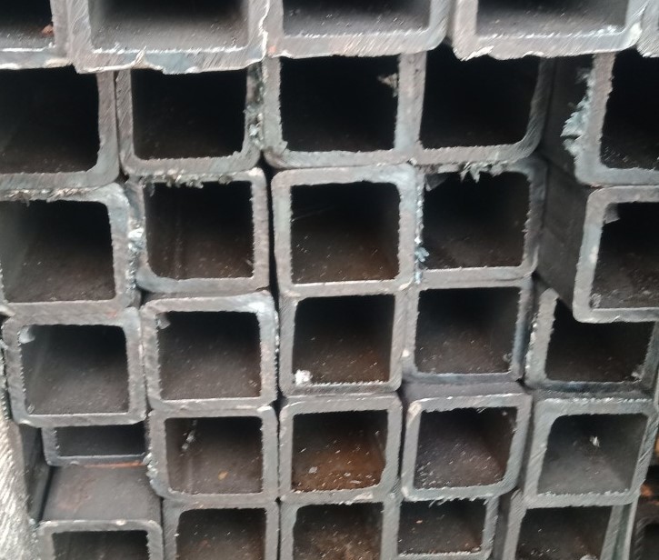 thép hộp 50x50x6mm Q355