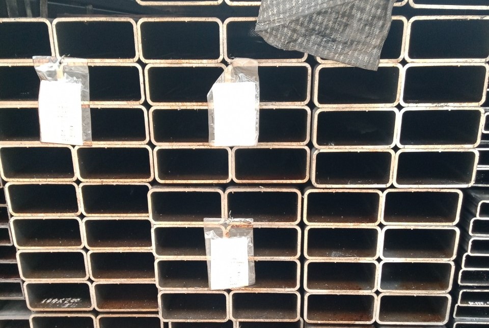THÉP HỘP CHỮ NHẬT 100X200X8LI Q235B