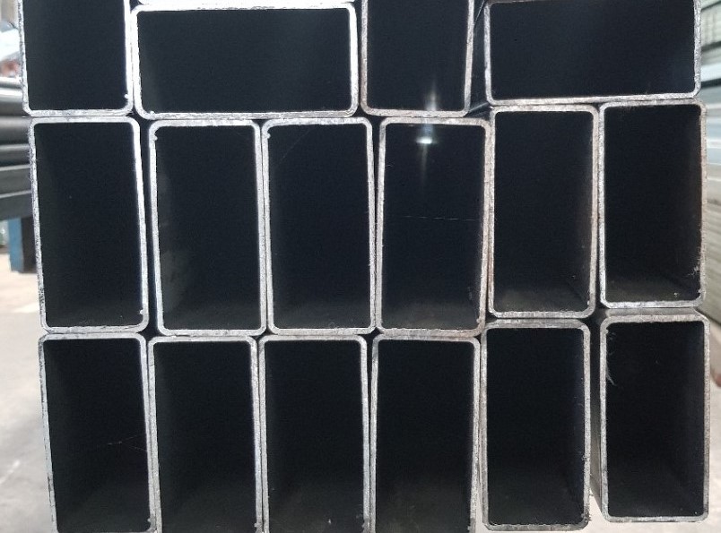 THÉP HỘP CHỮ NHẬT 100X200 DÀY 4LY/4MM/4LI