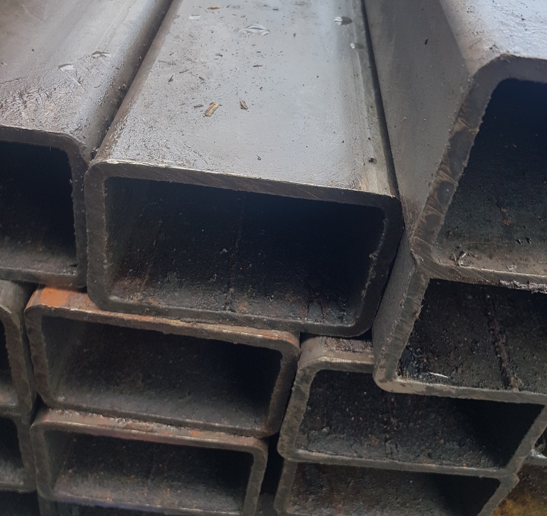 THÉP HỘP Q355B 75x125x10X6000MM