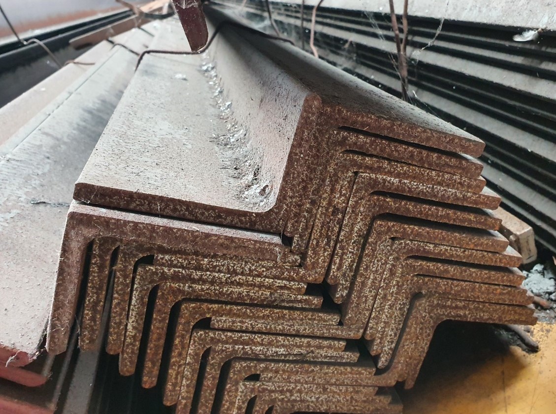 THÉP HÌNH V LỆCH 150X90X9X12000MM