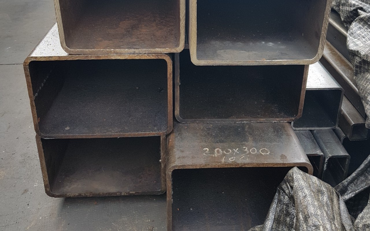 THÉP HỘP CHỮ NHẬT 200X300X10LY