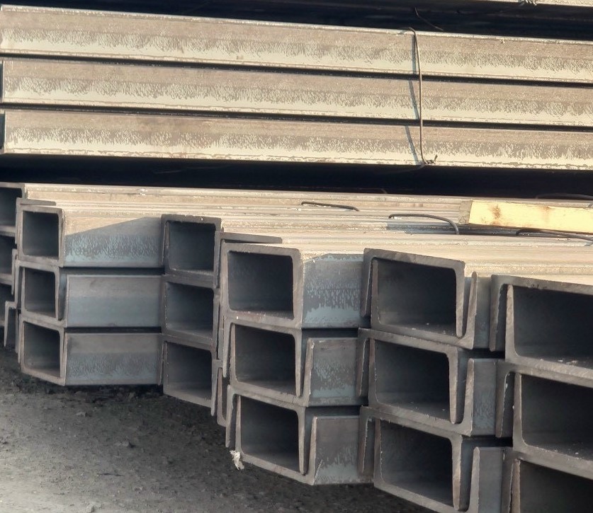 THÉP HÌNH U200X75X8.5X12M (23.5KG/MÉT)