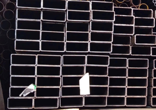 THÉP HỘP SS400/Q235B 180X80X5MM/LY/LI