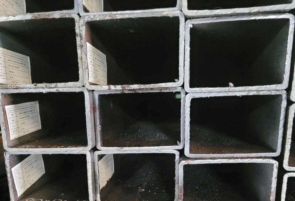 THÉP HỘP CHỮ NHẬT 80X120X6MM/LY/LI MÁC Q235B