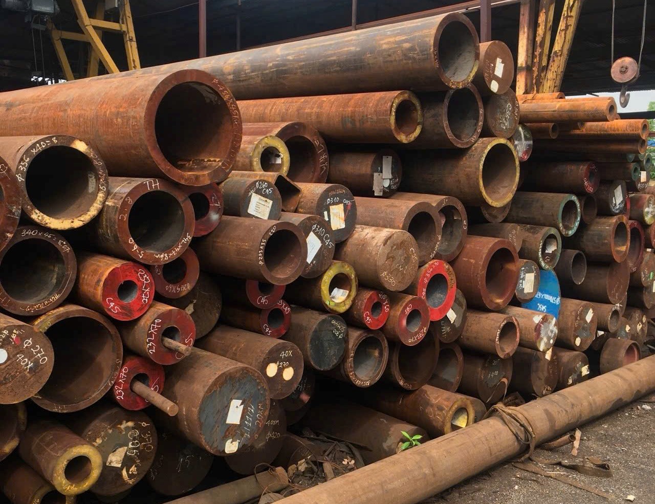 THÉP ỐNG ĐÚC S45C D300 PHI 325 X28LY TRUNG QUỐC