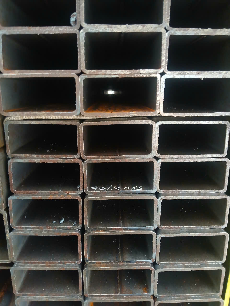 THÉP HỘP CHỮ NHẬT 140X70X5