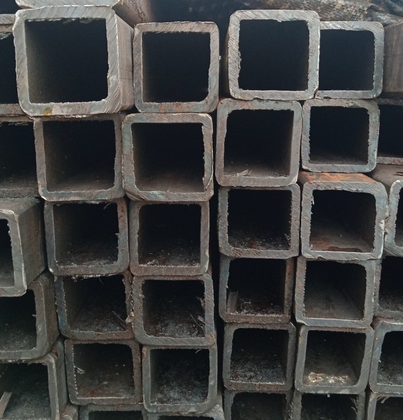 THÉP HỘP Q355B 65X65X6X6000MM