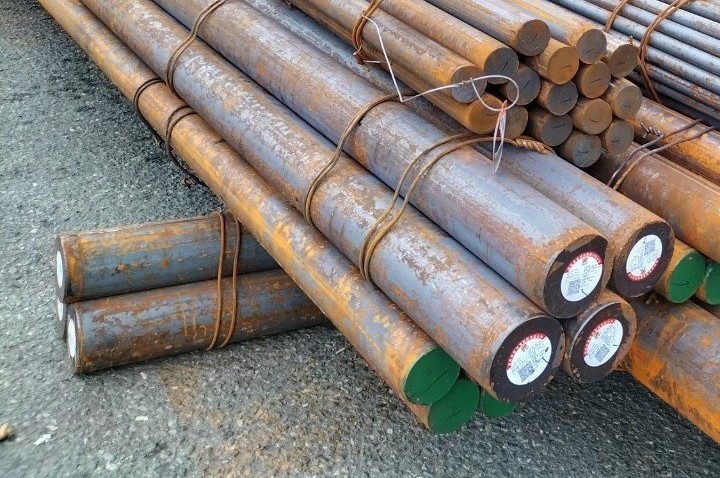 THÉP TRÒN ĐẶC S45C PHI 115- THÉP LÁP TRÒN ĐẶC PHI 115 C45