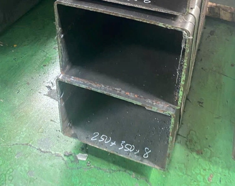 THÉP HỘP 250X350X8MM/THÉP HỘP 350X250X8LY