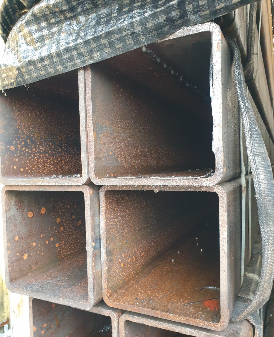 THÉP HỘP 300X300X12LY/ THÉP HỘP 300X300X12LI