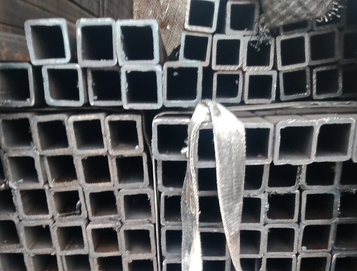 THÉP HỘP 50X50X5LY/ THÉP HỘP 50X50X5LI