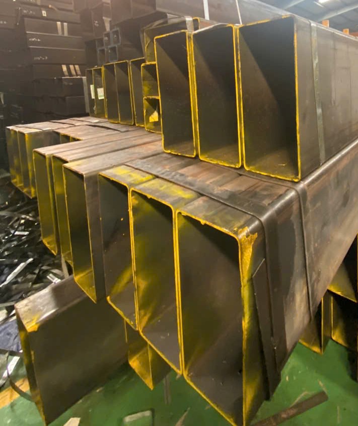 THÉP HỘP CHỮ NHẬT 350X150X5MM/LY/LI