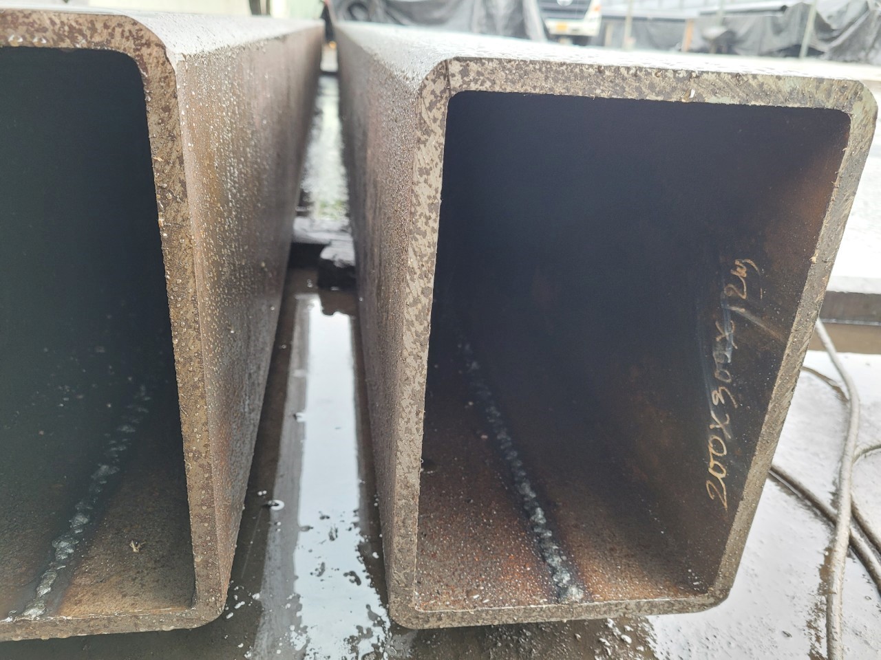 THÉP HỘP 200X300X12MM/LY/LI SS400/Q235B