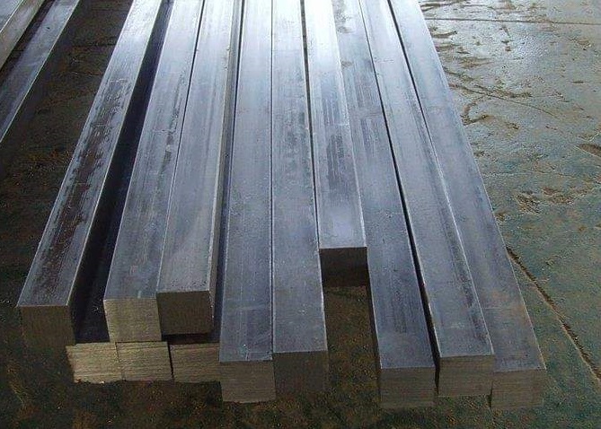 THÉP VUÔNG ĐẶC ĐEN 25