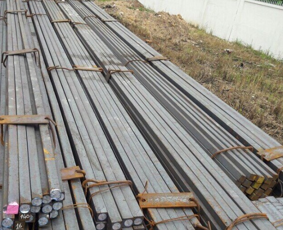 THÉP VUÔNG ĐẶC GIÁ RẺ Ở TẠI HUẾ